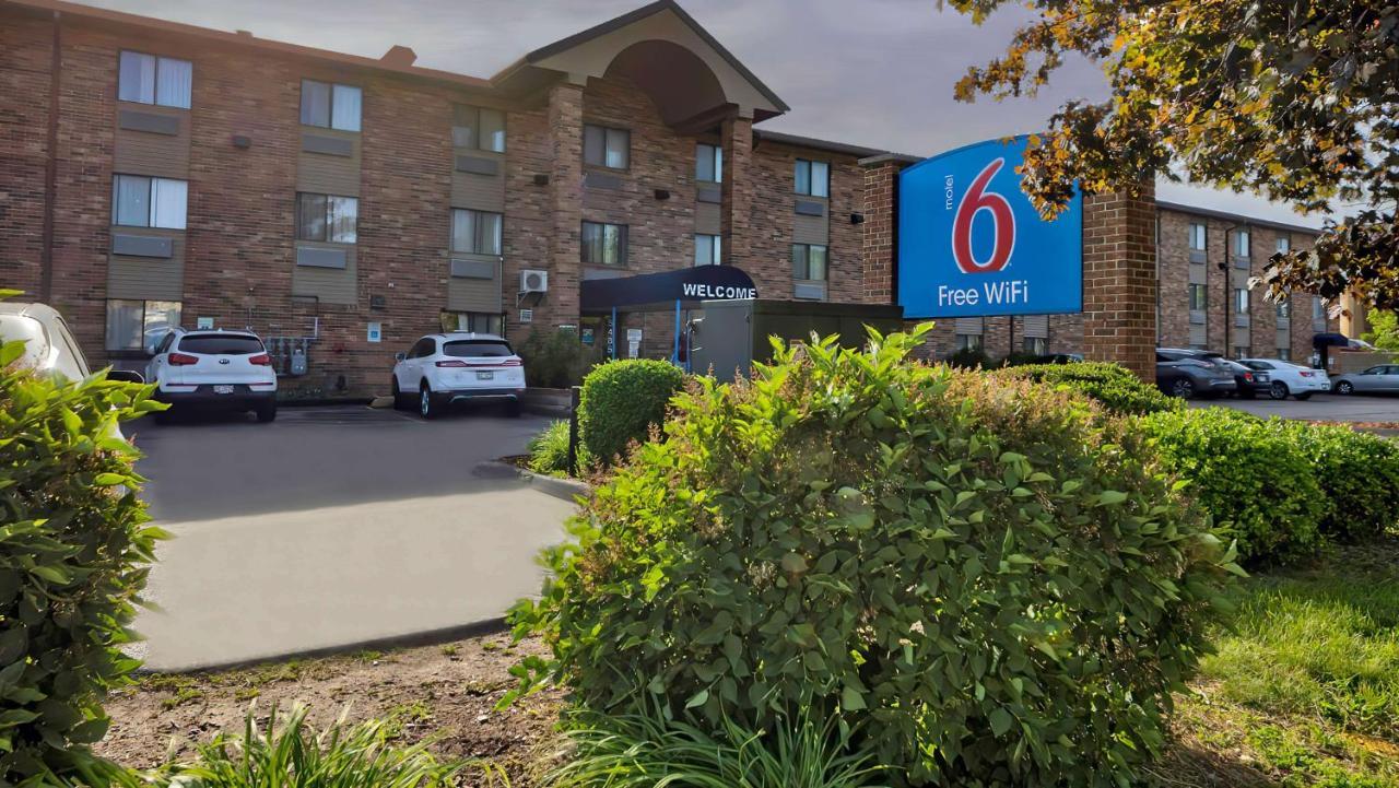 Motel 6-Milwaukee, Wi - Glendale Exterior photo